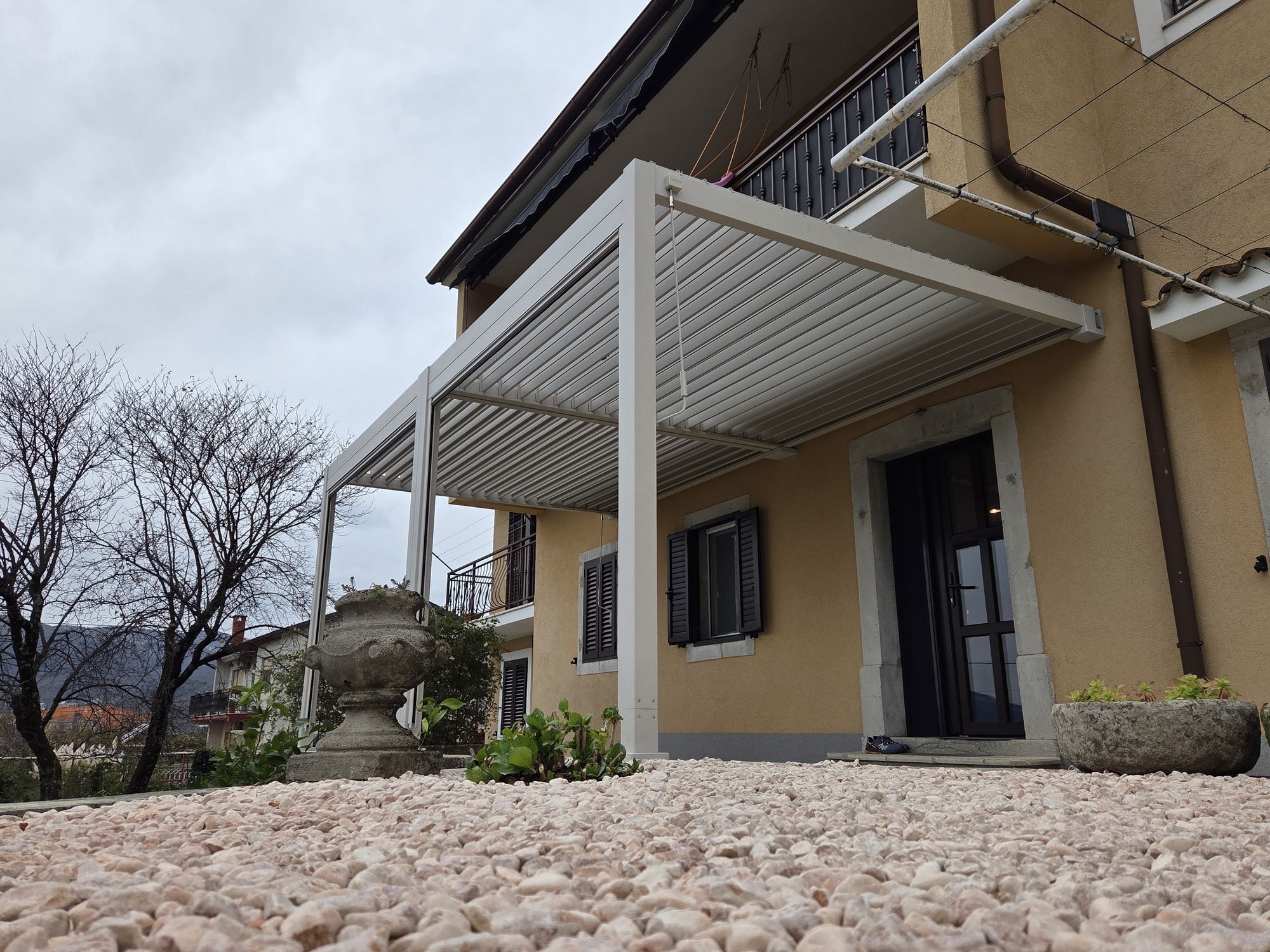 Bioklimatska pergola — Pergola Lux